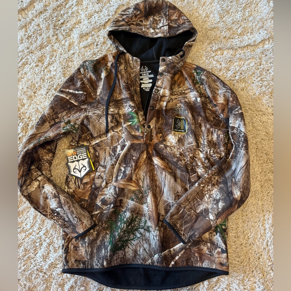 Realtree Men's Henley Hoodie with Yellow Accents